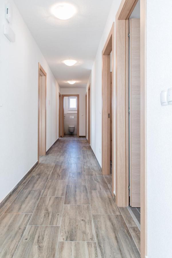 Apartments Zilic Kastel Stari Екстер'єр фото