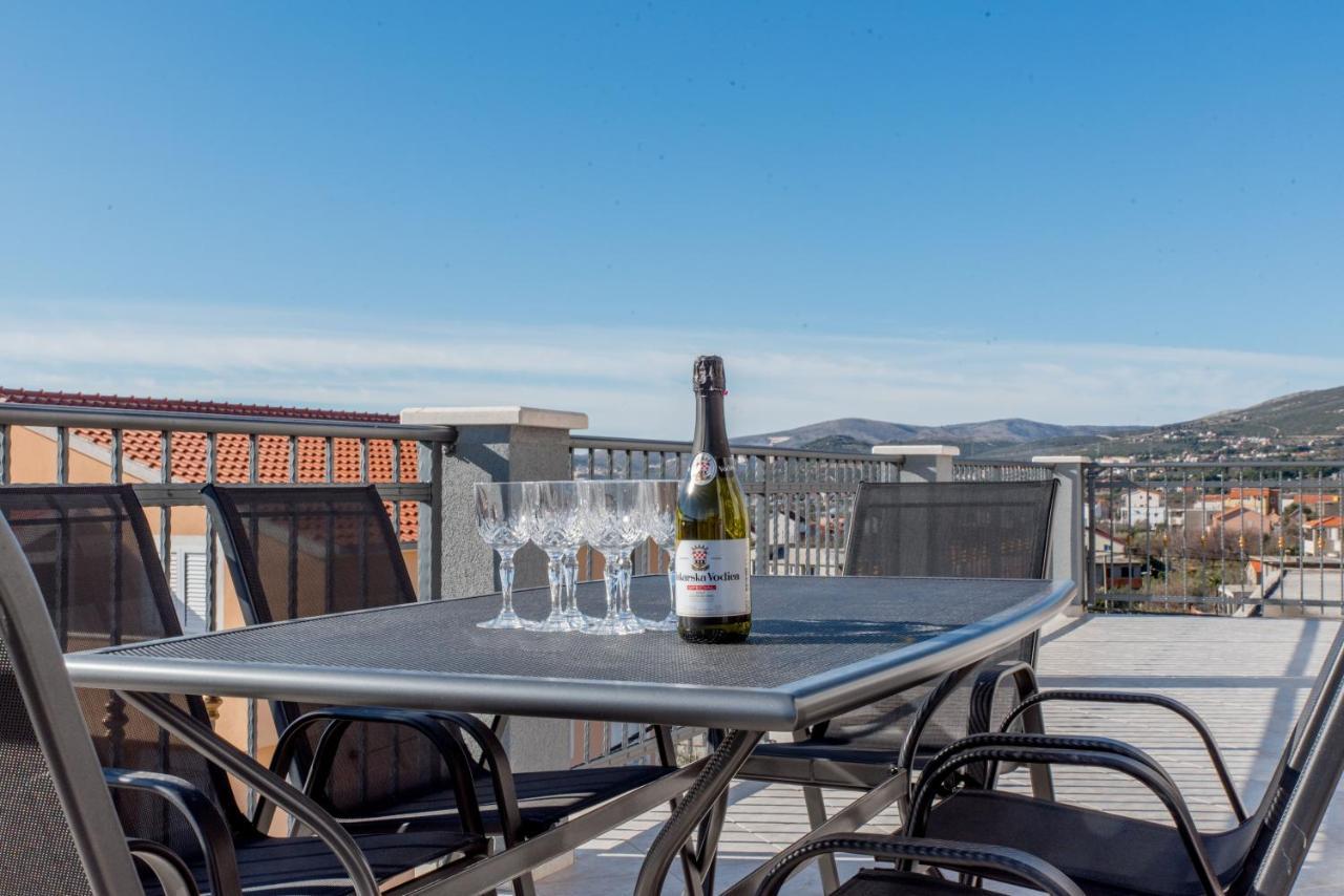 Apartments Zilic Kastel Stari Екстер'єр фото
