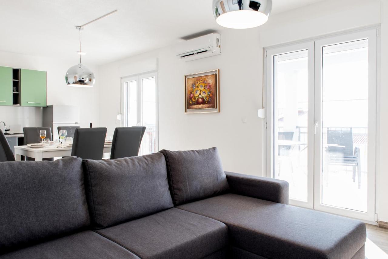 Apartments Zilic Kastel Stari Екстер'єр фото