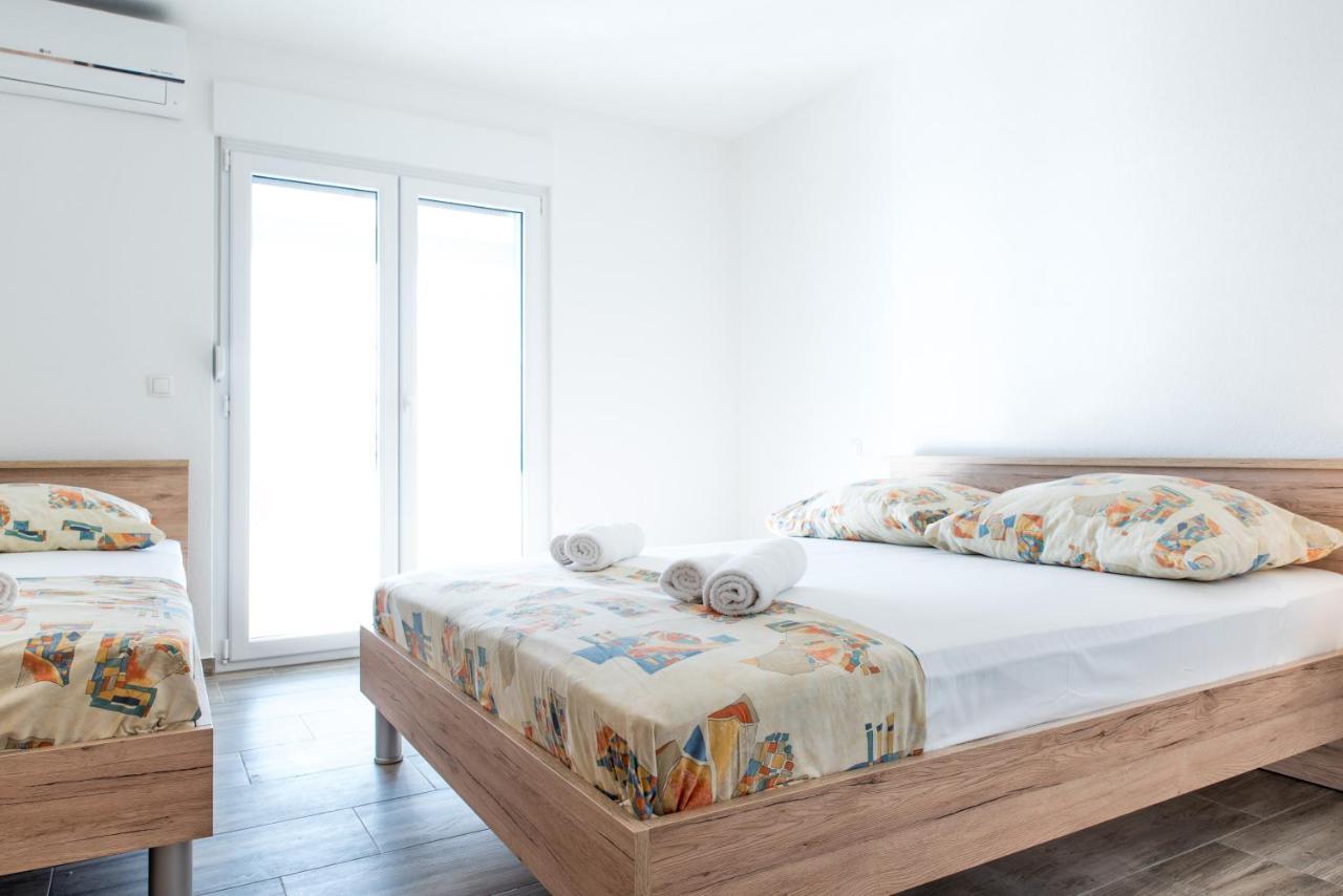 Apartments Zilic Kastel Stari Екстер'єр фото