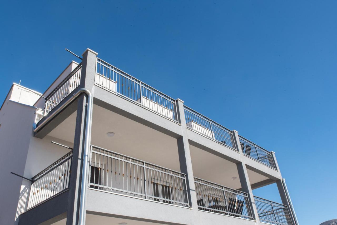 Apartments Zilic Kastel Stari Екстер'єр фото