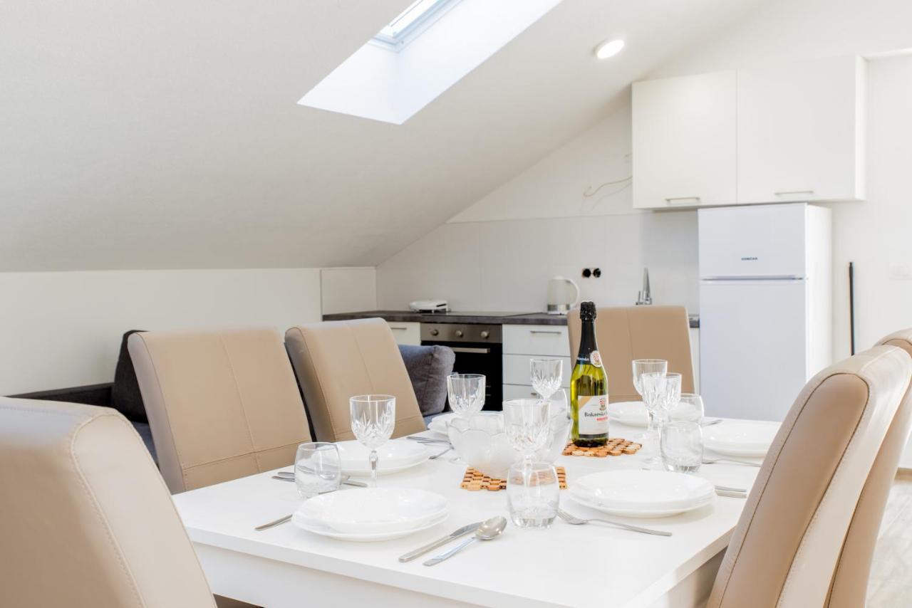 Apartments Zilic Kastel Stari Екстер'єр фото