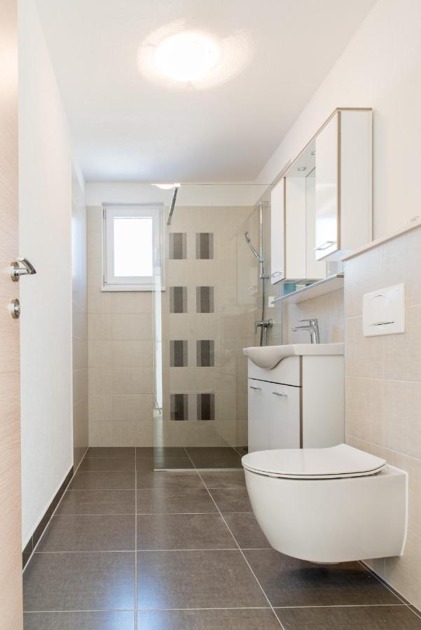Apartments Zilic Kastel Stari Екстер'єр фото
