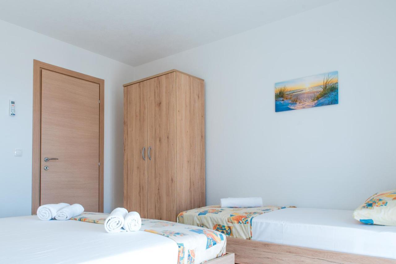 Apartments Zilic Kastel Stari Екстер'єр фото